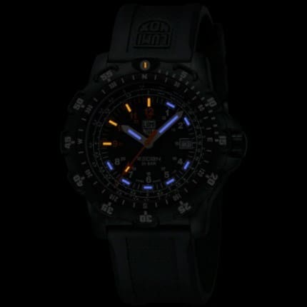 Luminox Night