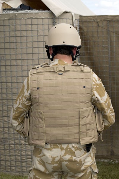UK enhanced Mark 7 helmet and Osprey Assault body armour – Rear