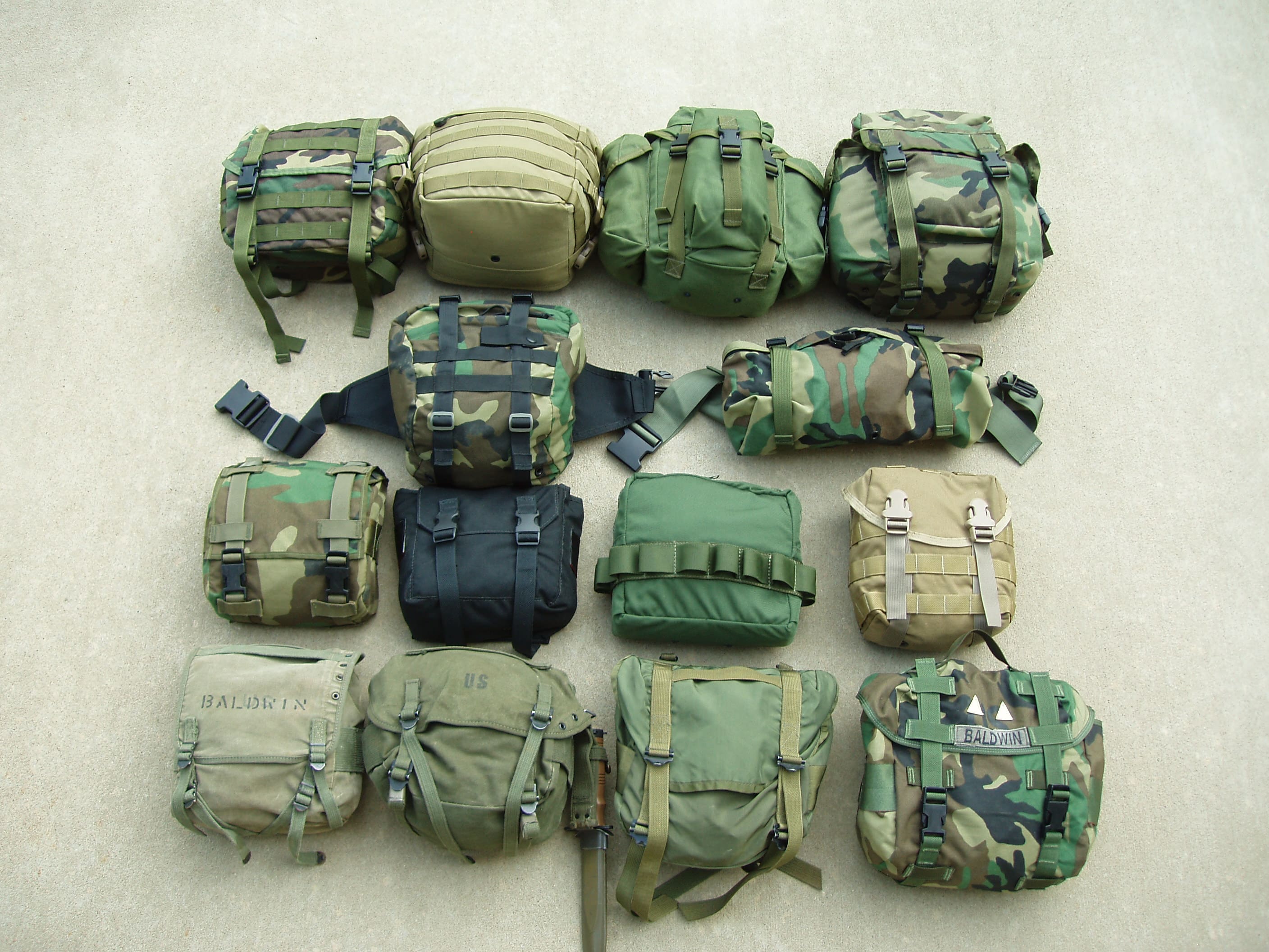 SOLD Archive Area-- Nylon Butt Pack OD Green