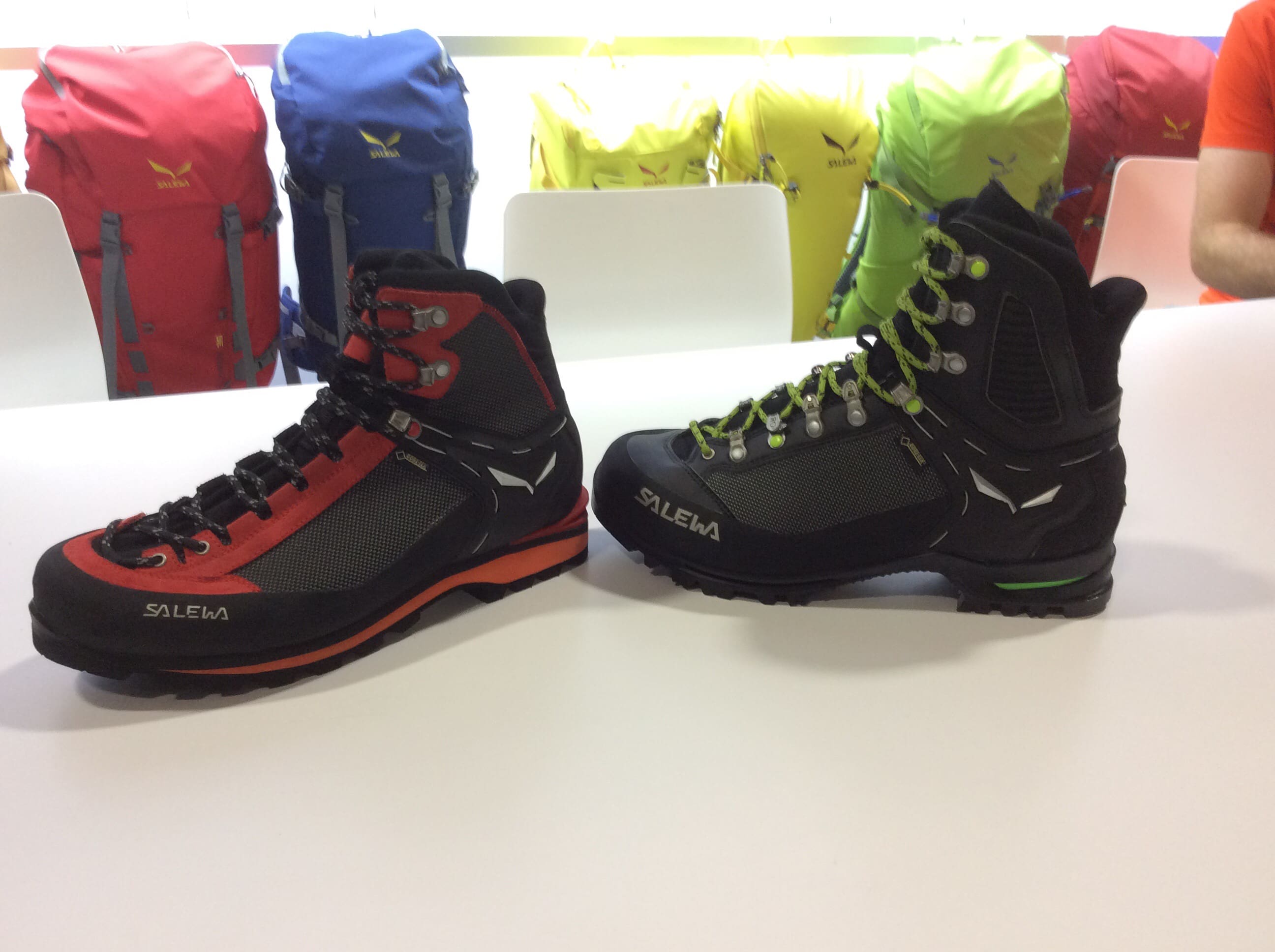 salewa crow gtx mountaineering boots