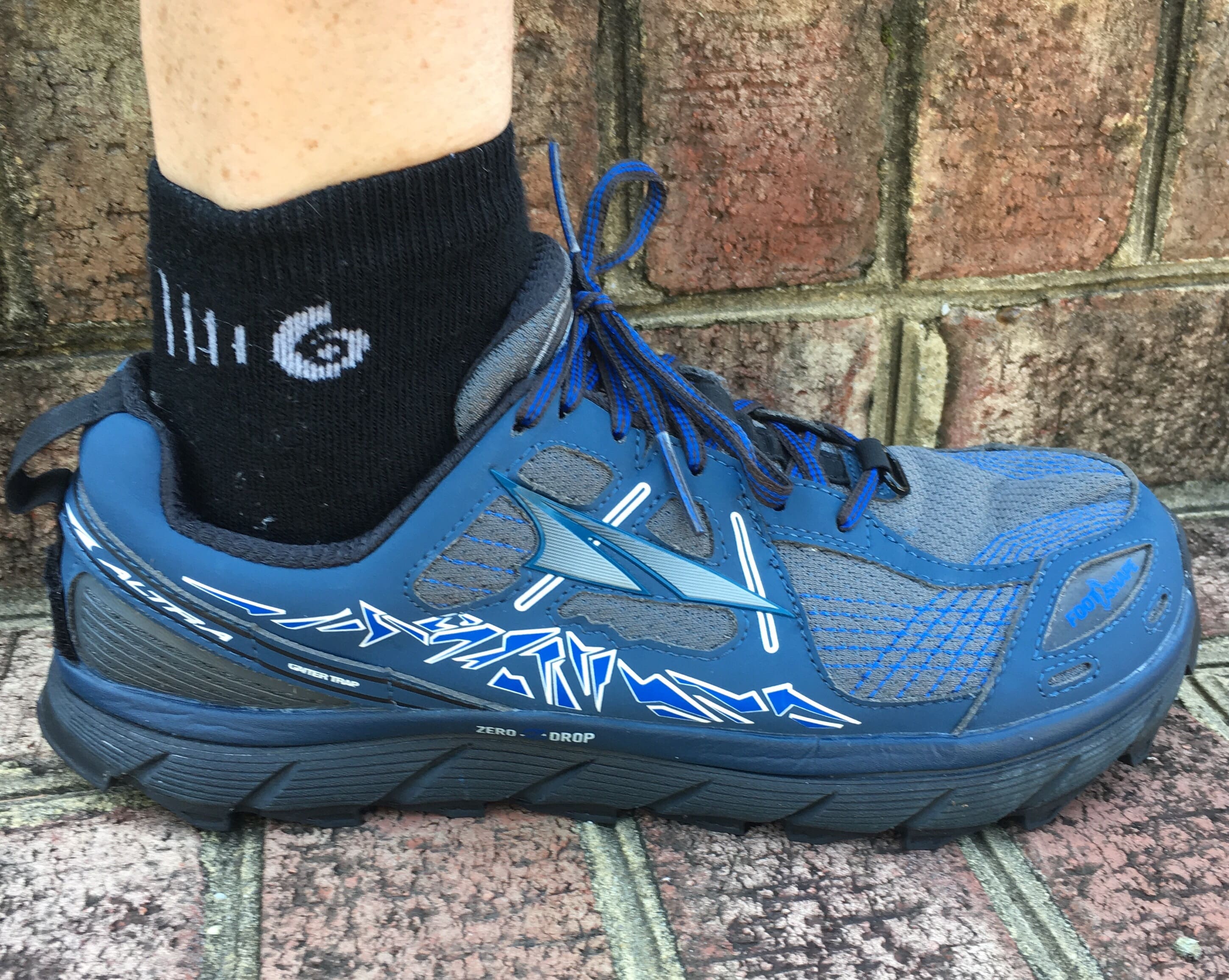 altra lone peak 3.5 mid mesh