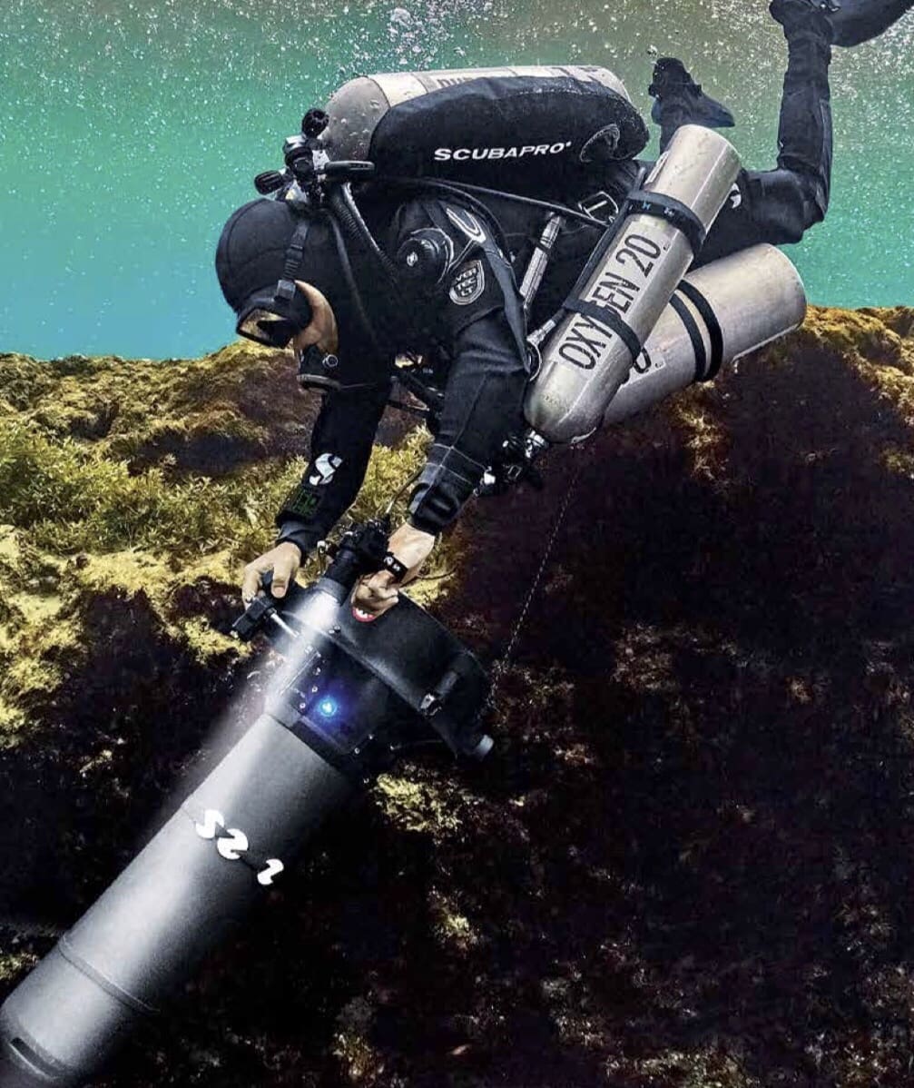 Jetboots  UNDERWATER DIVER PROPULSION SYSTEM