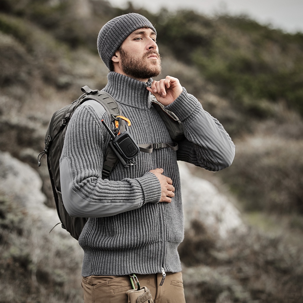 Merino full zip outlet sweater