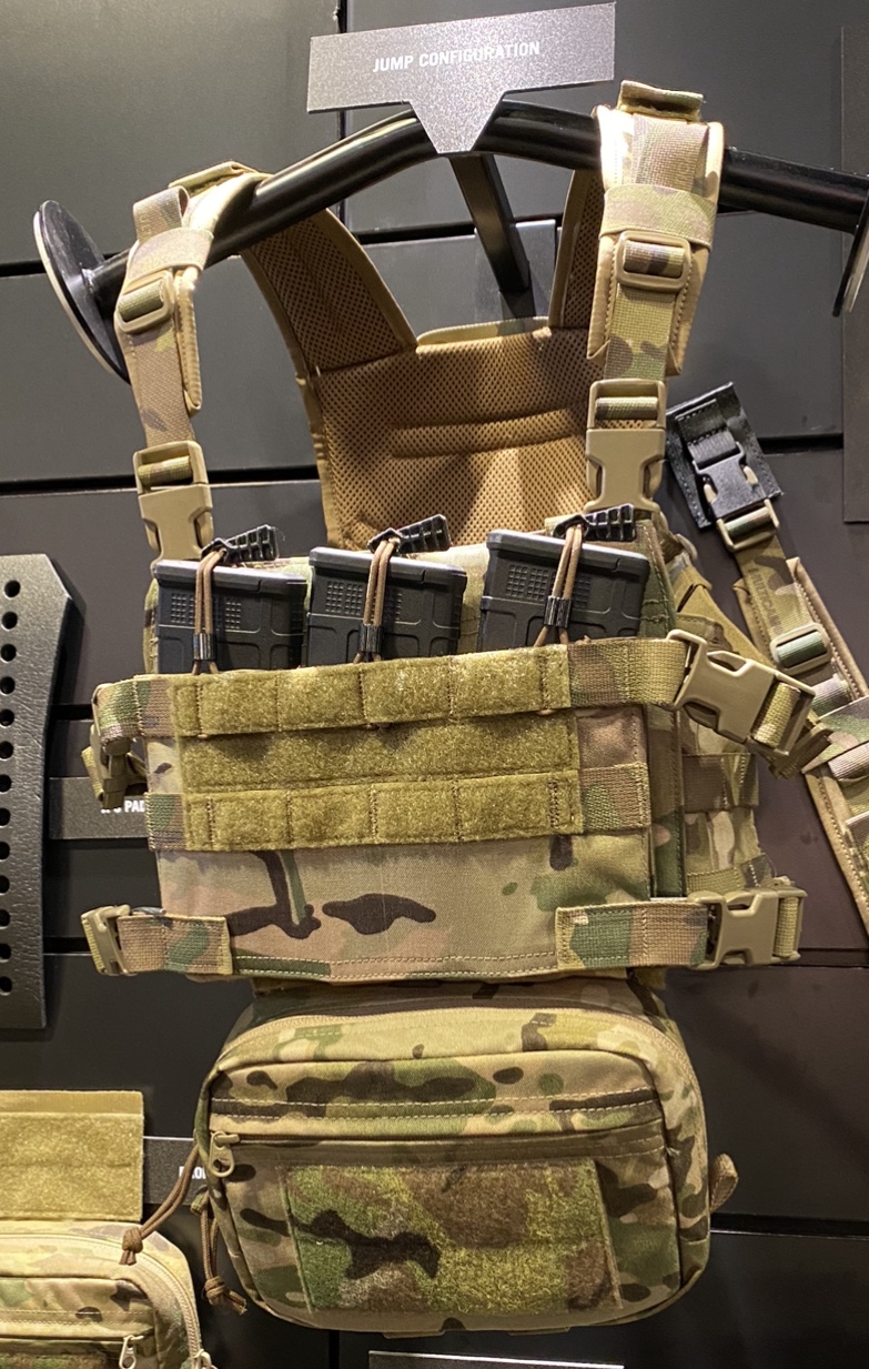 Crye Precision AVS plate carrier - The Official Escape from Tarkov