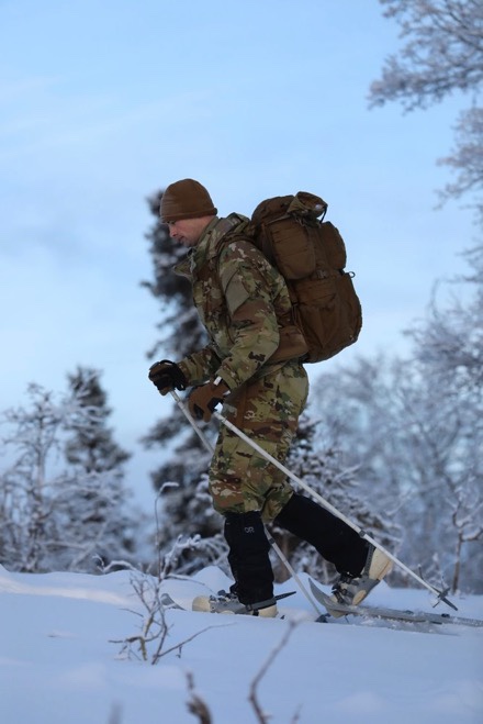 PEO Soldier Works with Industry To Rapidly Field New Cold Weather