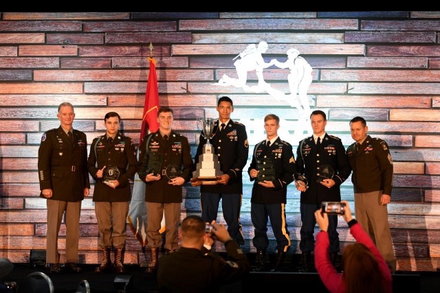 Army Names USASOC Team As Best Squad Best Soldier Winners Soldier 