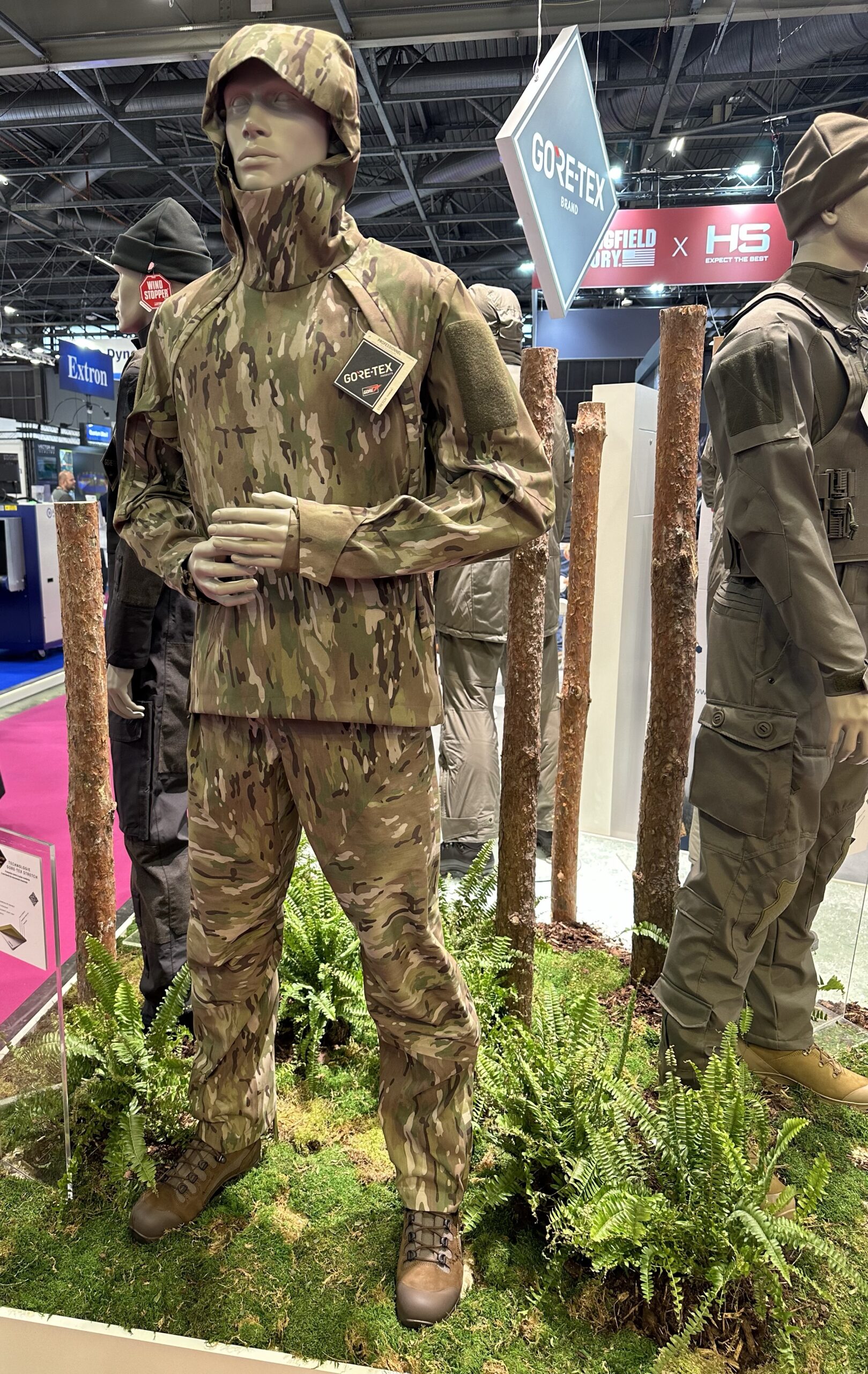 Milipol 23 - GORE-TEX Stretch Fabric | Soldier Systems Daily Soldier ...