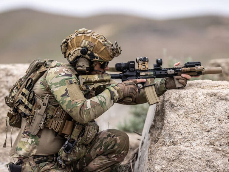 B5 Systems Unveils M-LOK Vertical Foregrip | Soldier Systems Daily ...