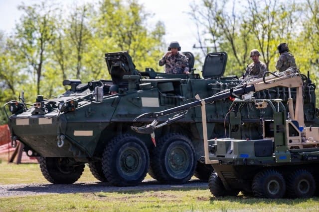 Army Researchers Modernize Breaching for Ground Platforms Through AI-Enabled Explosive Hazard Detection Army Researchers Modernize Breaching for Ground Platforms Through AI-Enabled Explosive Hazard Detection